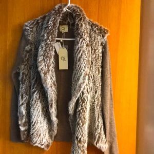 Qi sweater with rabbit fur